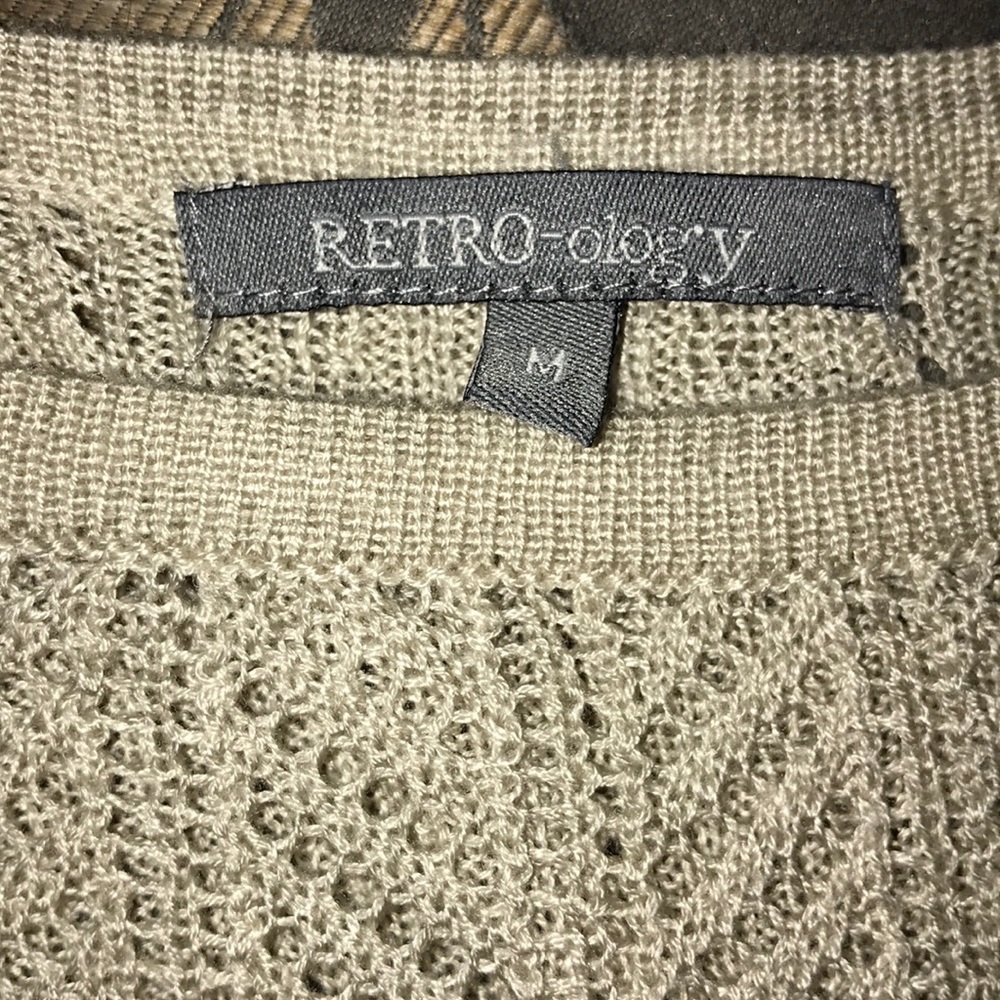 Retro-ology - Picture 4 of 4
